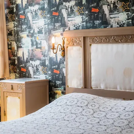 Frühstückspension D'hotes A